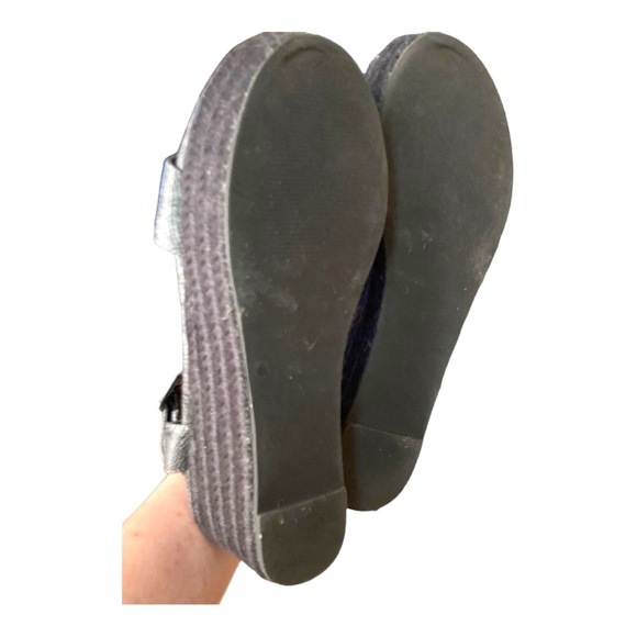 Coconuts by Matissee Sunchaser Wedge Platforms Grey/Black Snake Print Si… - Picture 8 of 8